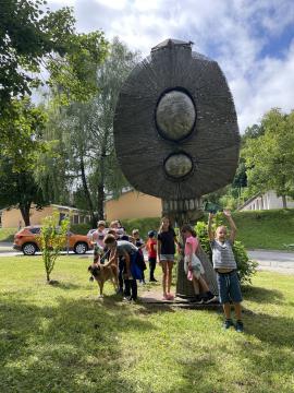 Razigrano ravensko poletje ŽIVE OBLIKE (14)